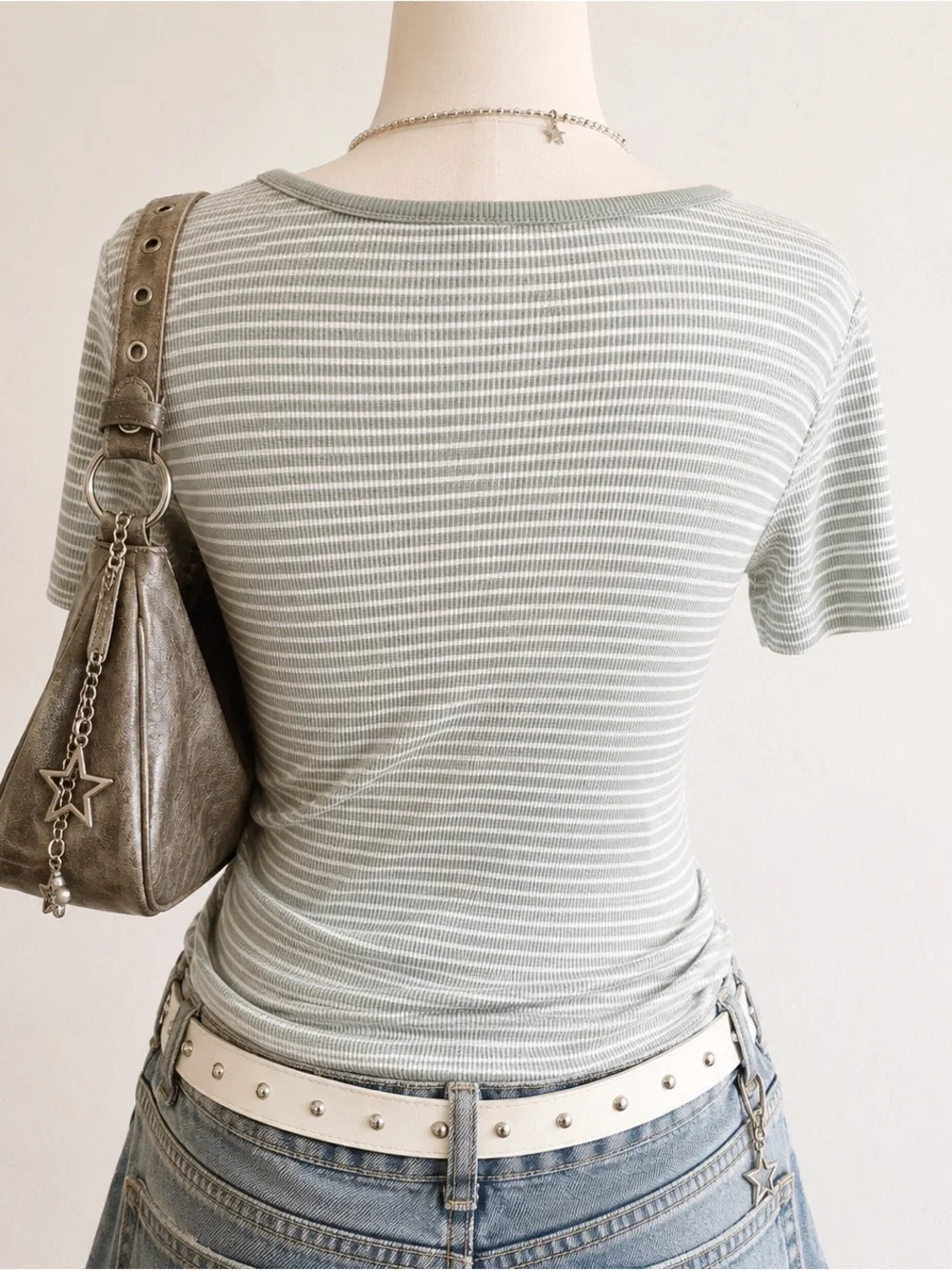 Levi's Women's Light Sage Striped Short Sleeve Crewneck Tee - Picture 2 of 2